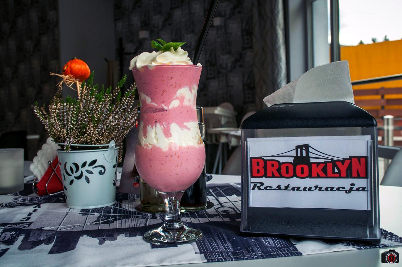 Brooklyn Noclegi Ясло Екстер'єр фото